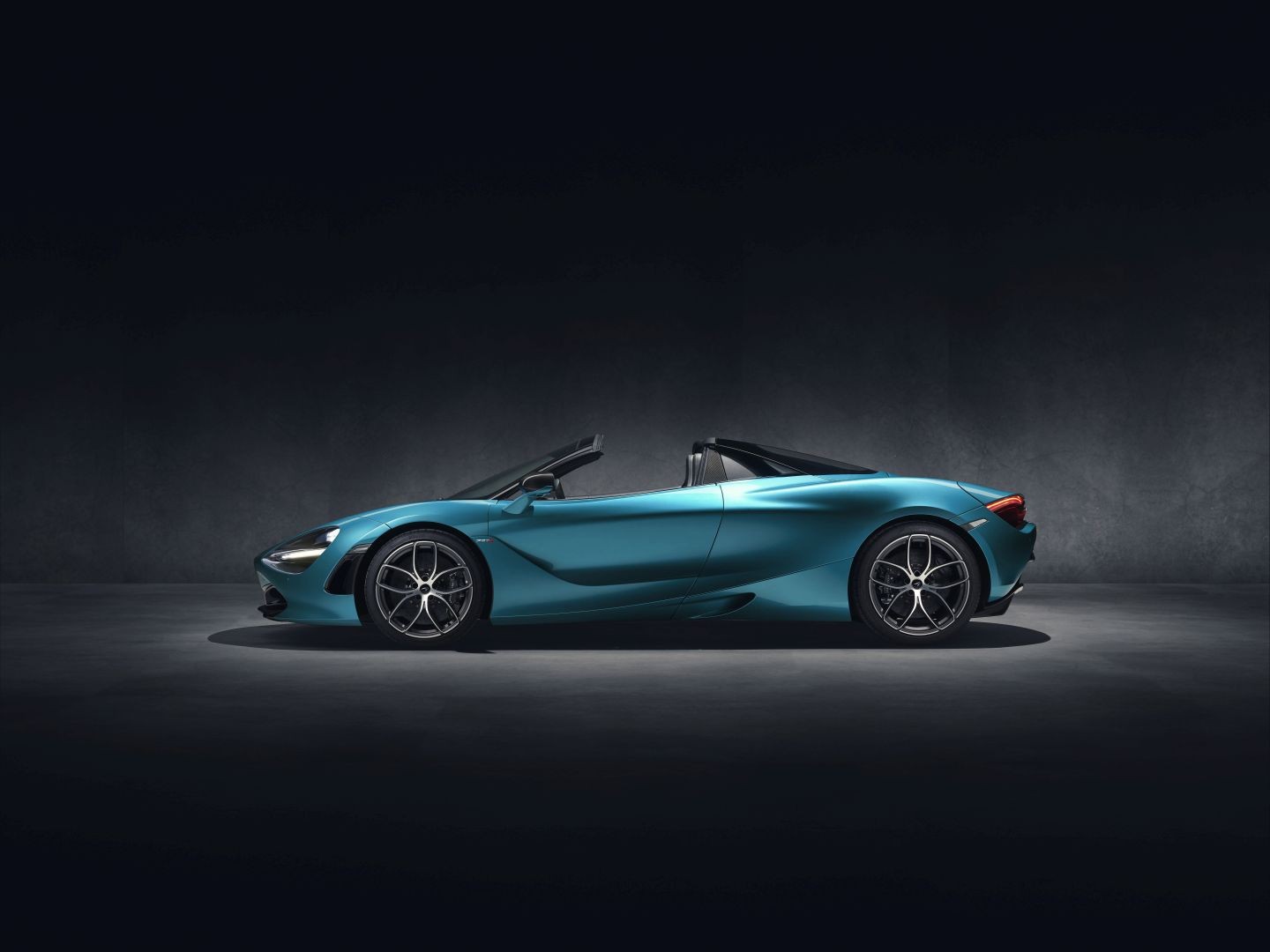 Mclaren 720S photo 13