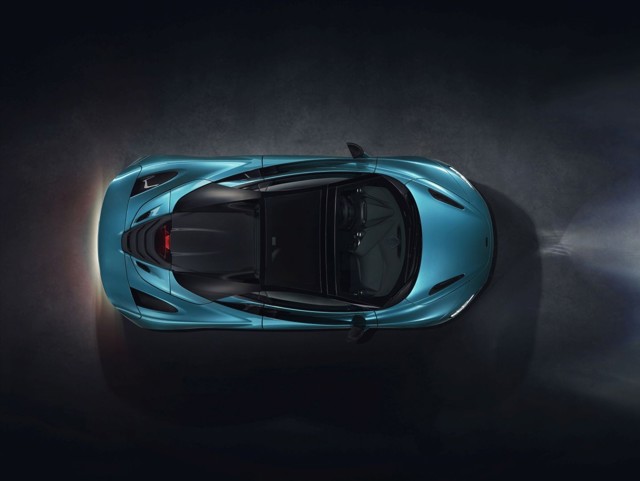 Mclaren 720S photo 9