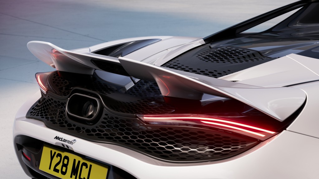 Mclaren 750S photo 3