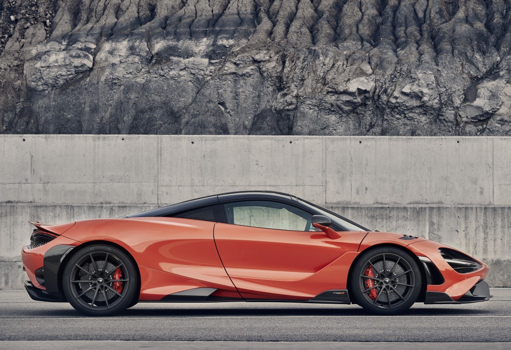 Mclaren 765Lt photo 21