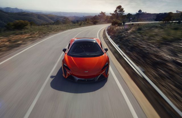Mclaren Artura photo 12