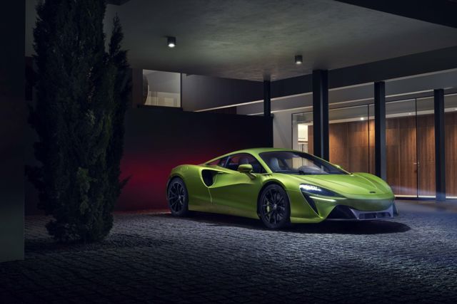 Mclaren Artura photo 14