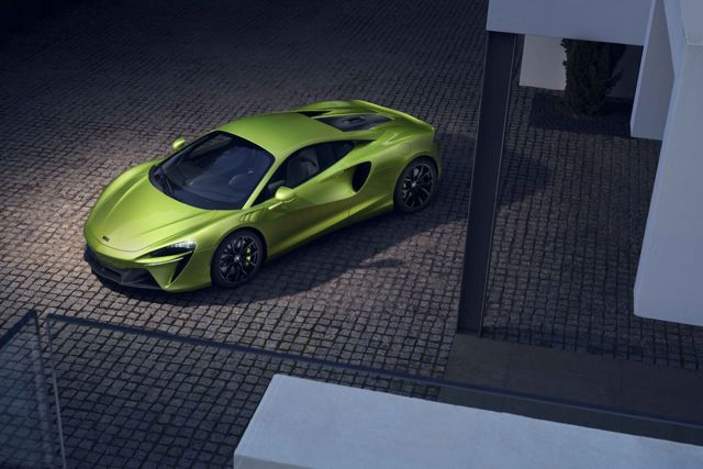 Mclaren Artura photo 15