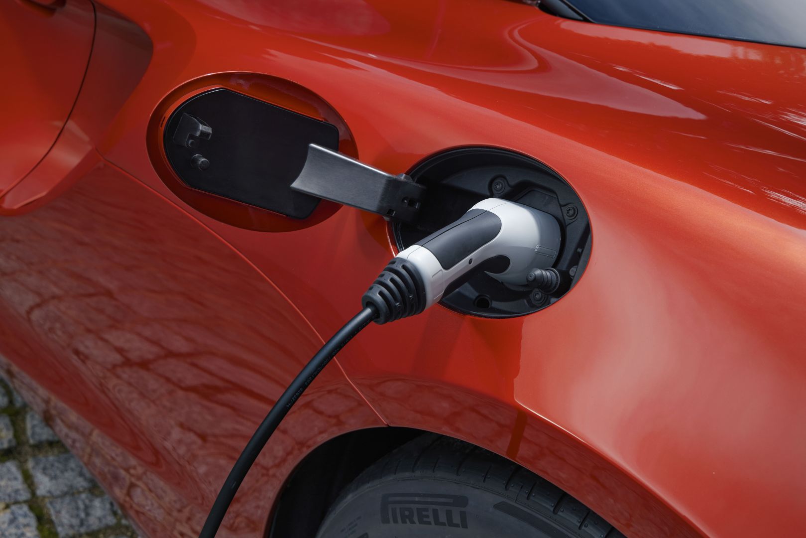 Mclaren Artura photo 2