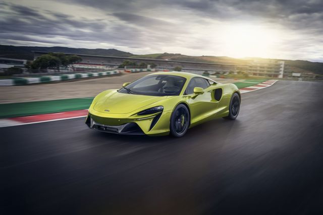 Mclaren Artura photo 21