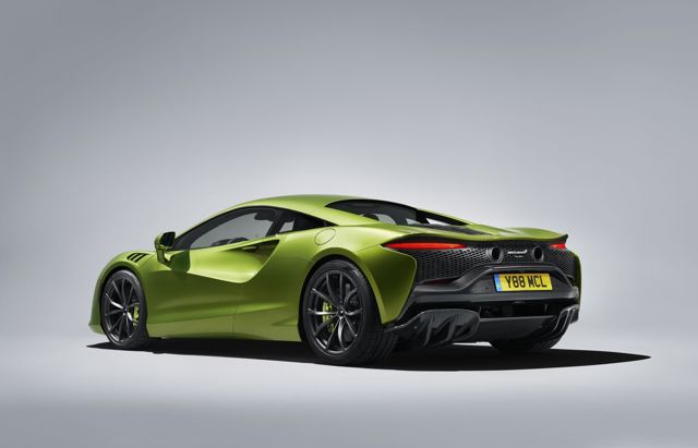 Mclaren Artura photo 32