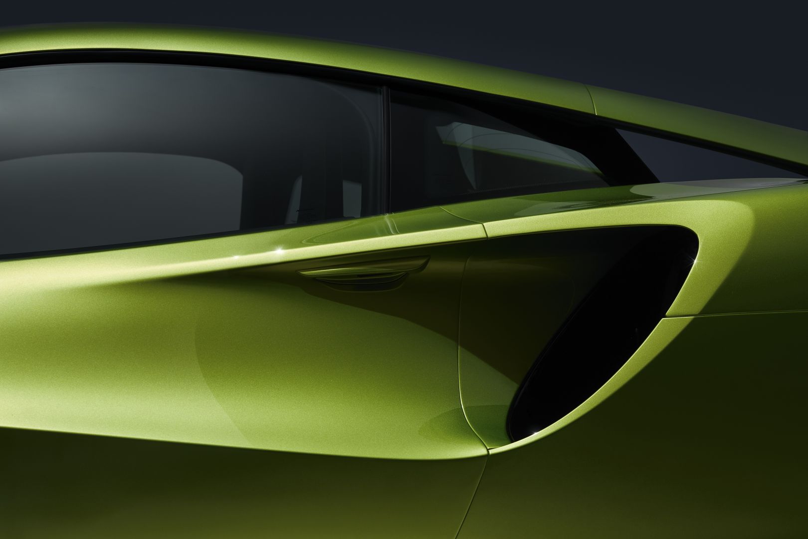 Mclaren Artura photo 33