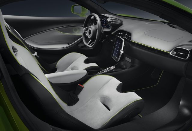 Mclaren Artura photo 42