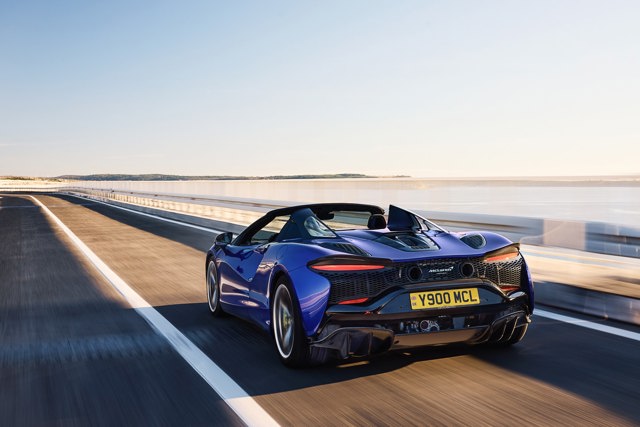 Mclaren Artura photo 14
