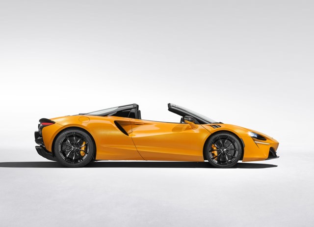 Mclaren Artura photo 25