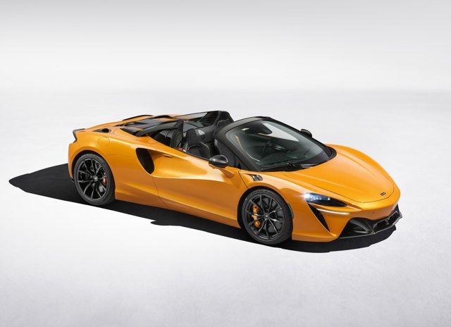 Mclaren Artura photo 31