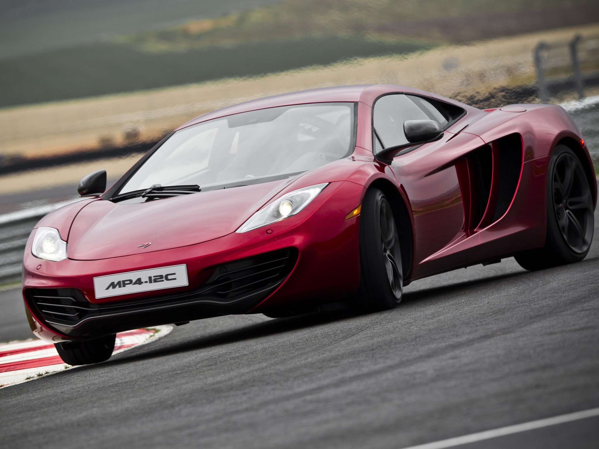 Mclaren Mp4-12C photo 26