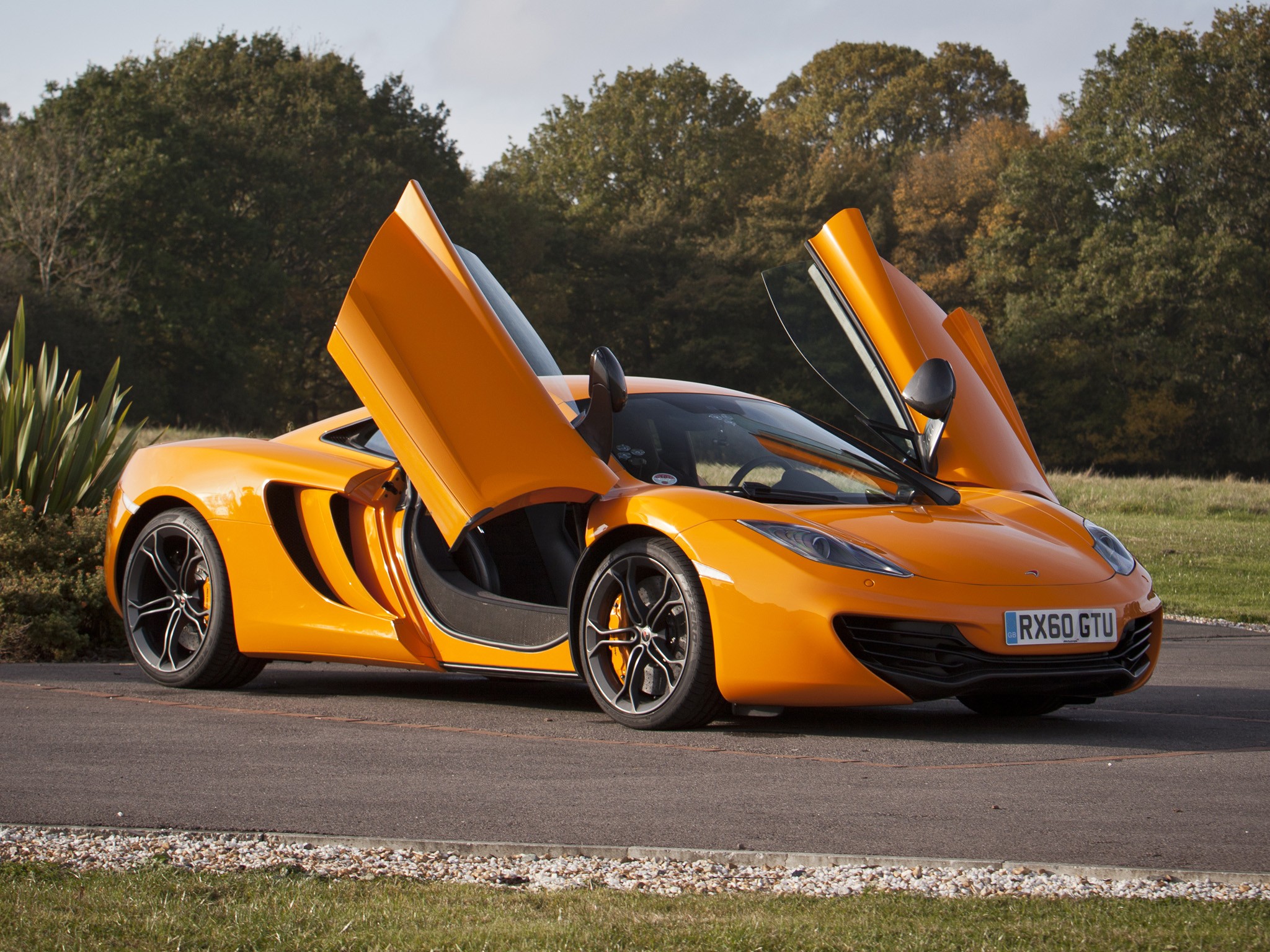 Mclaren Mp4-12C photo 31