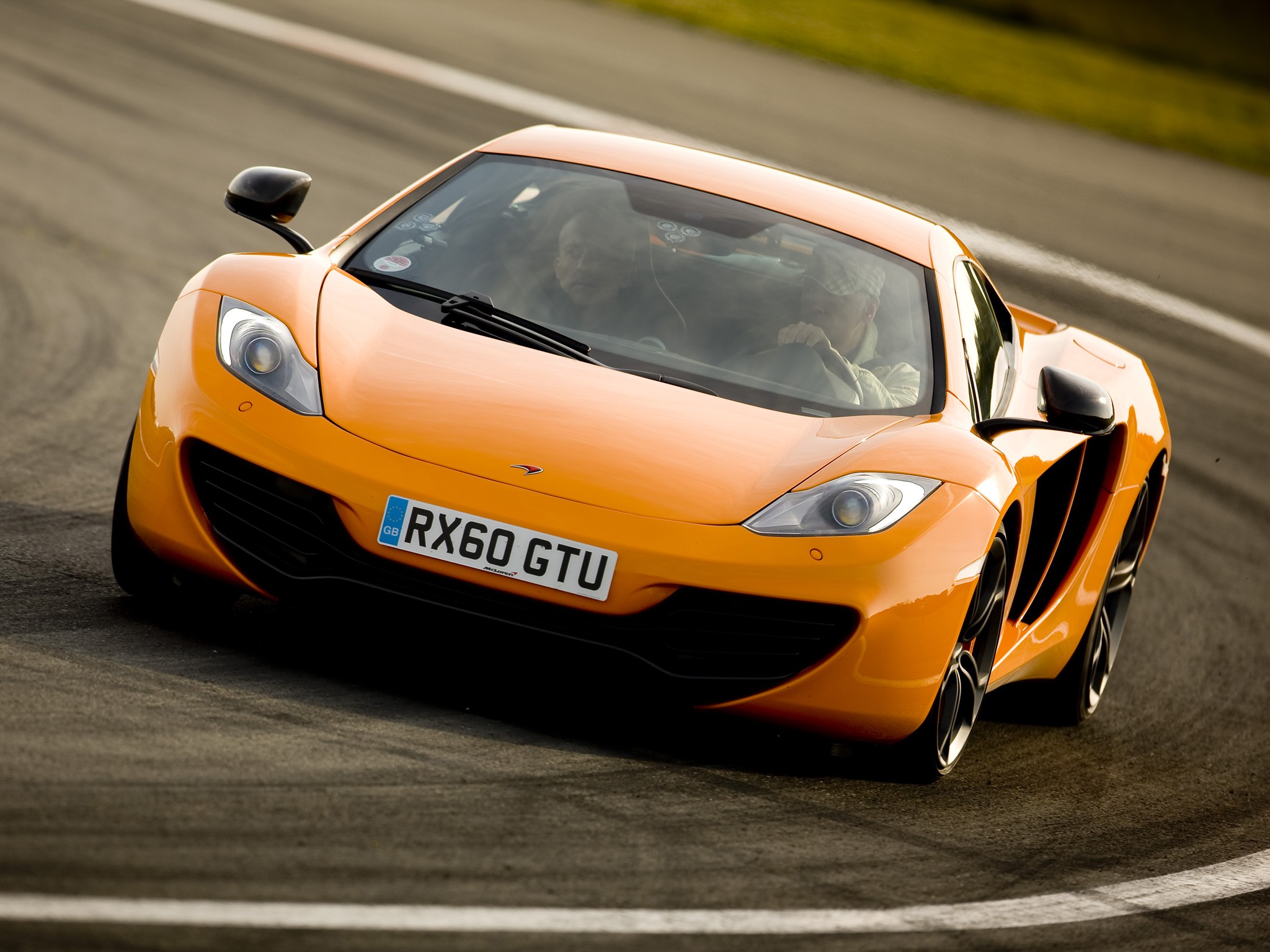 Mclaren Mp4-12C photo 33