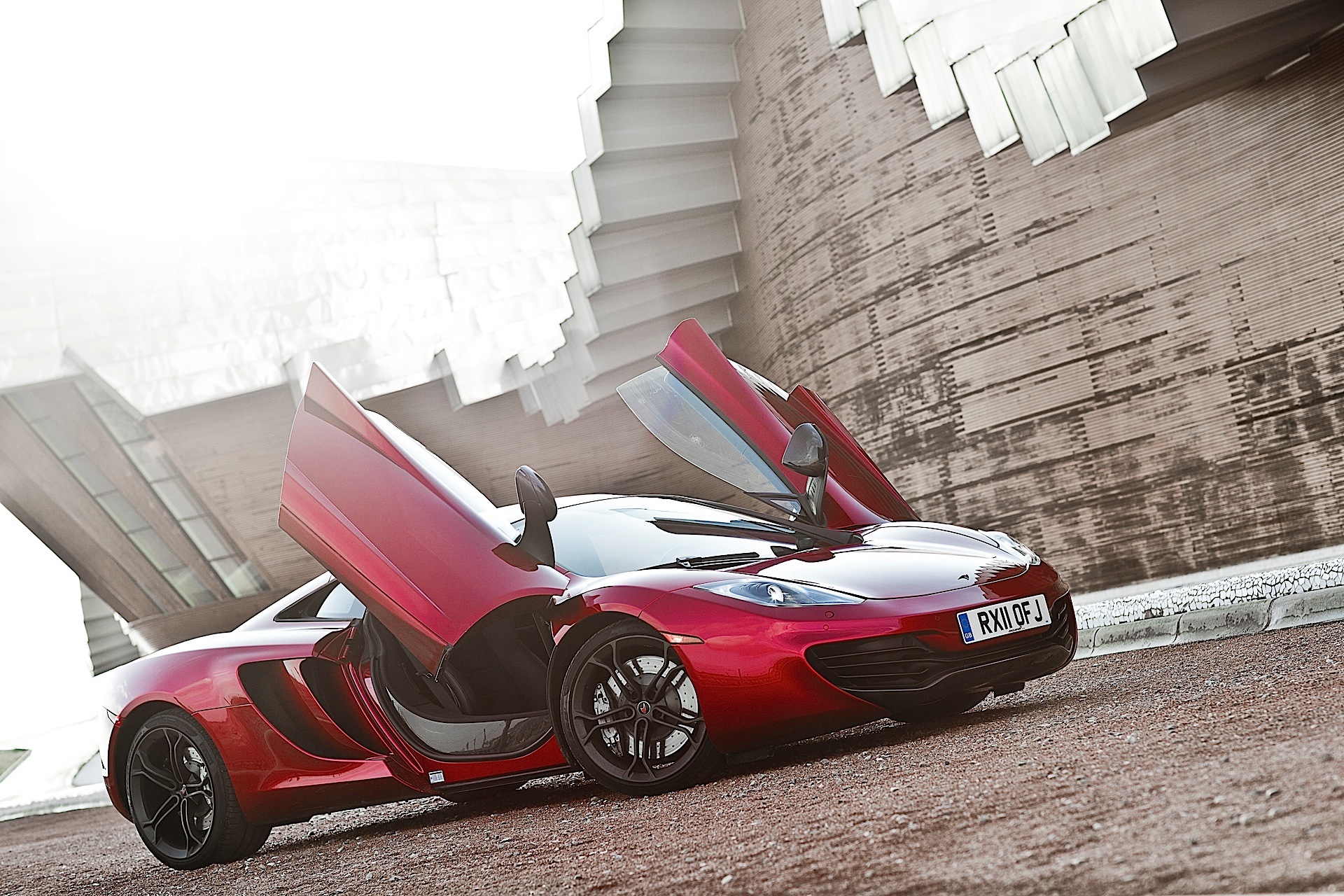 Mclaren Mp4-12C photo 9