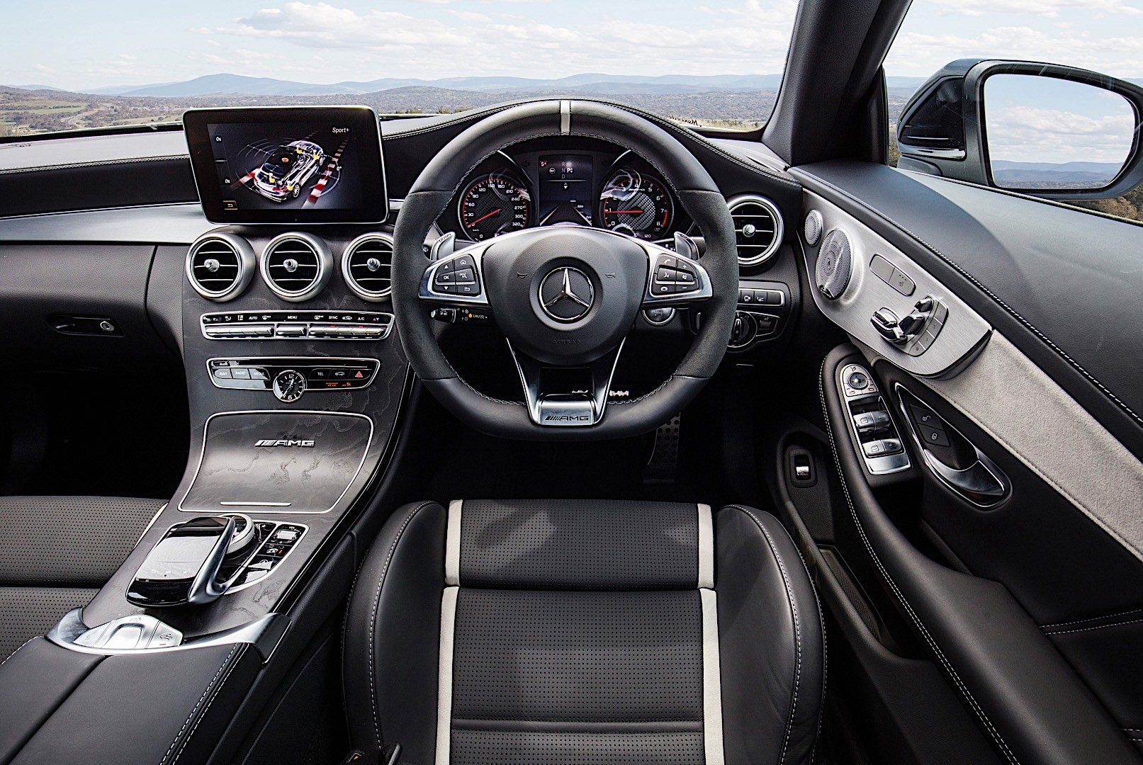 Mercedes-Amg C-Class Cabriolet photo 82