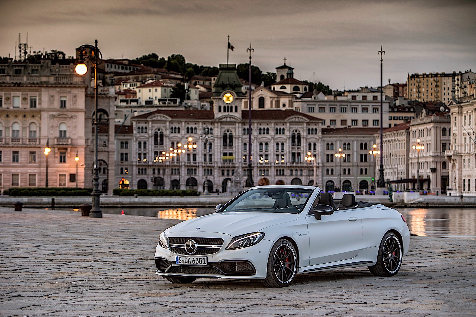 Mercedes-Amg C-Class Cabriolet photo 35