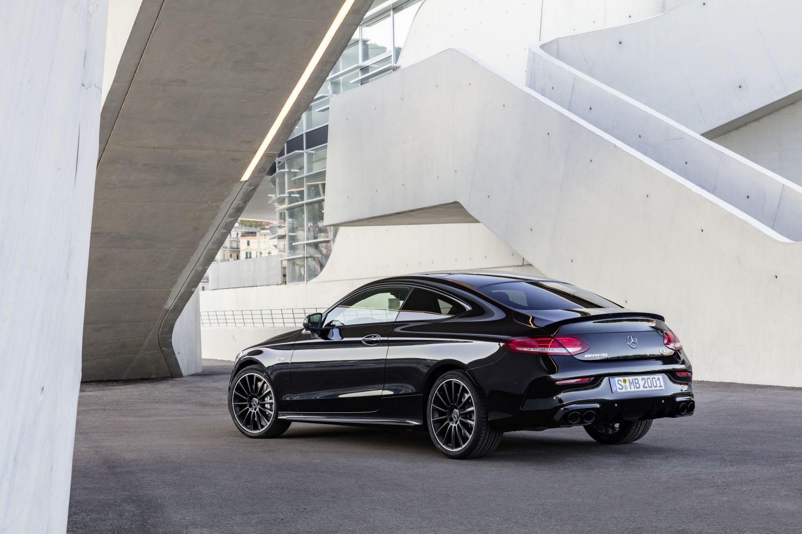 Mercedes-Amg C-Class Coupe photo 9