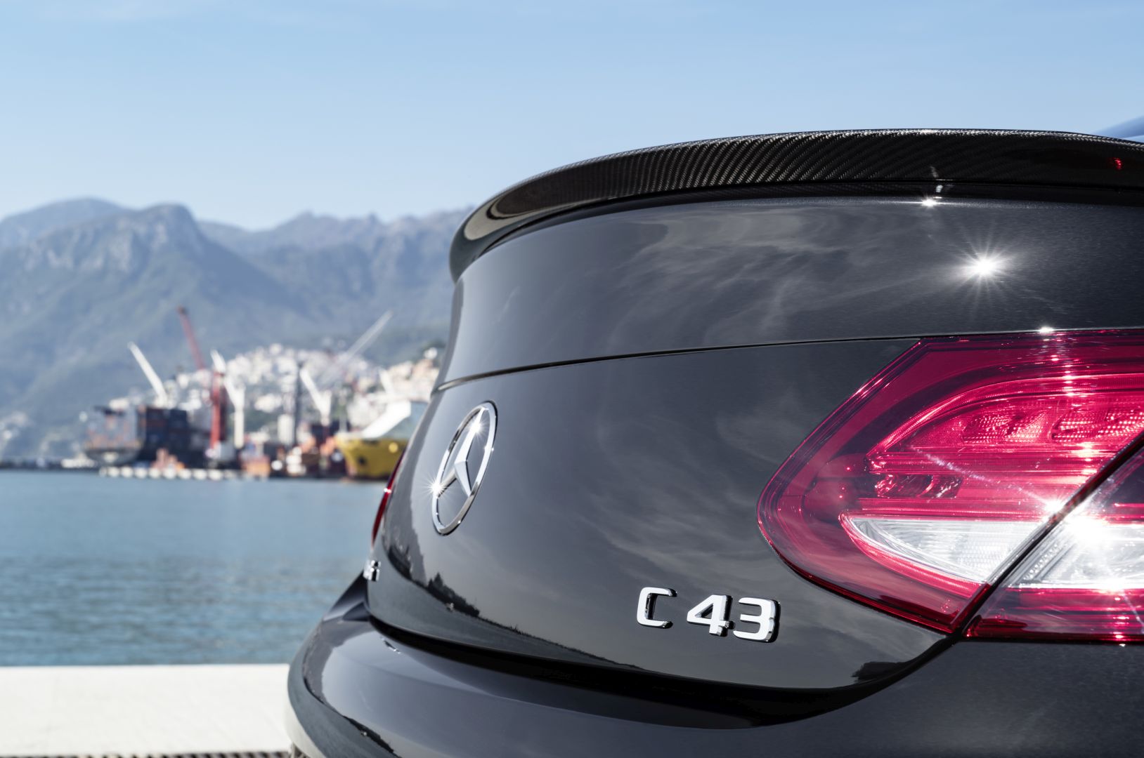 Mercedes-Amg C-Class Coupe photo 14