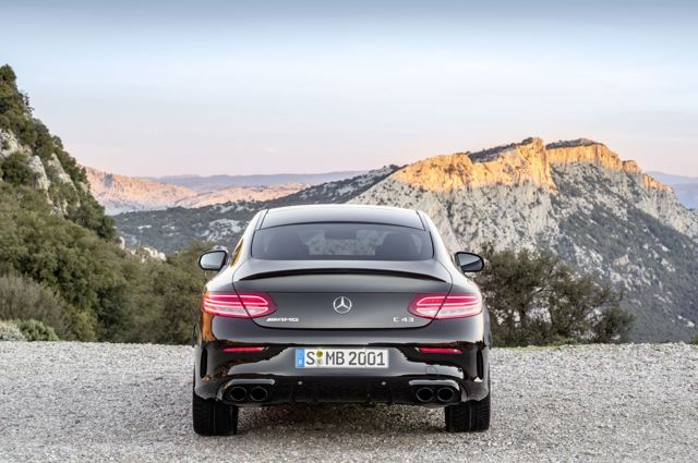 Mercedes-Amg C-Class Coupe photo 21