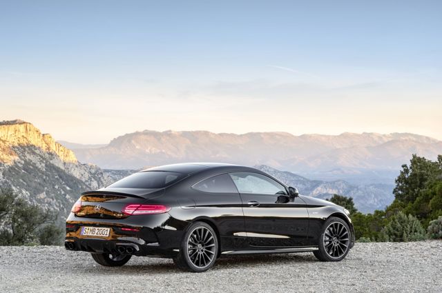 Mercedes-Amg C-Class Coupe photo 22