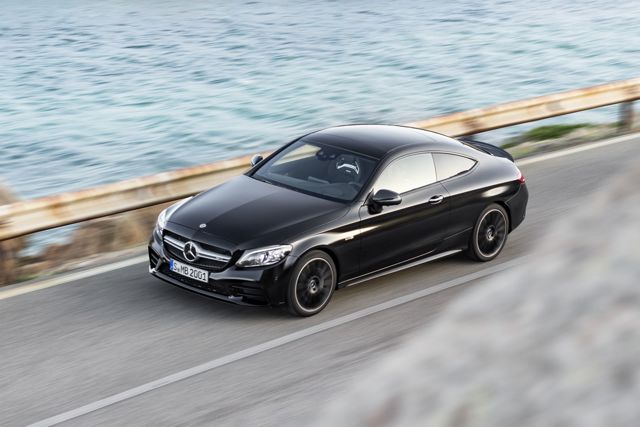 Mercedes-Amg C-Class Coupe photo 28