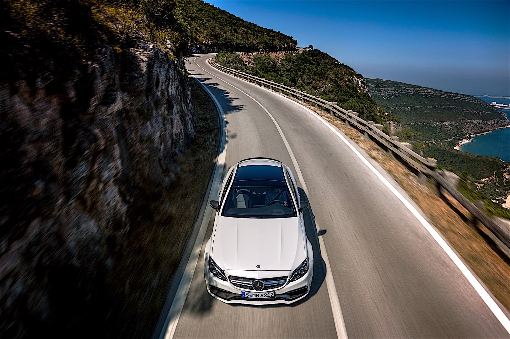 Mercedes-Amg C-Class Coupe photo 11