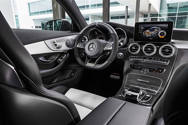 Mercedes-Amg C-Class Coupe photo 28