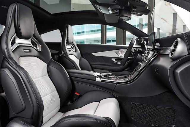 Mercedes-Amg C-Class Coupe photo 31