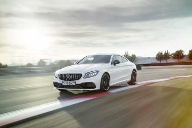 Mercedes-Amg C-Class Coupe photo 10