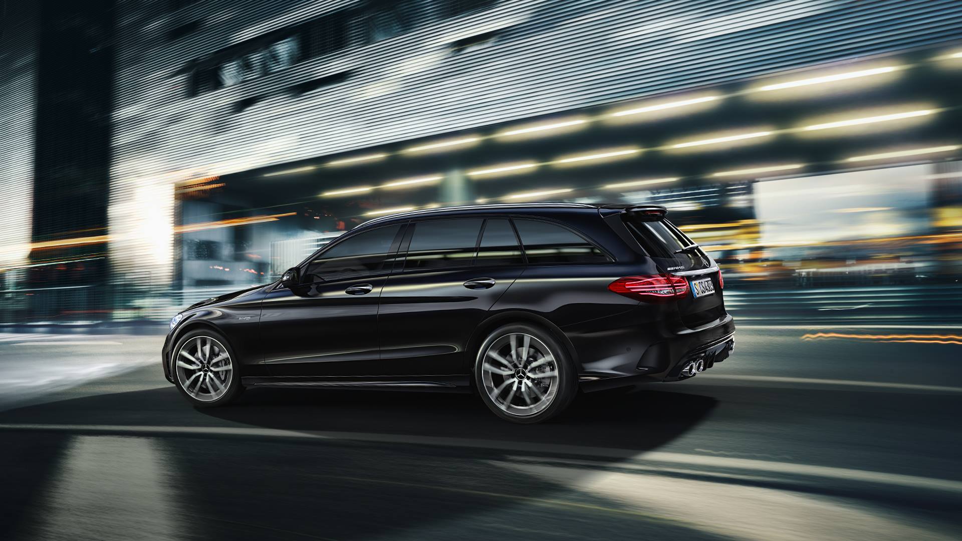 Mercedes-Amg C-Class T-Modell photo 2