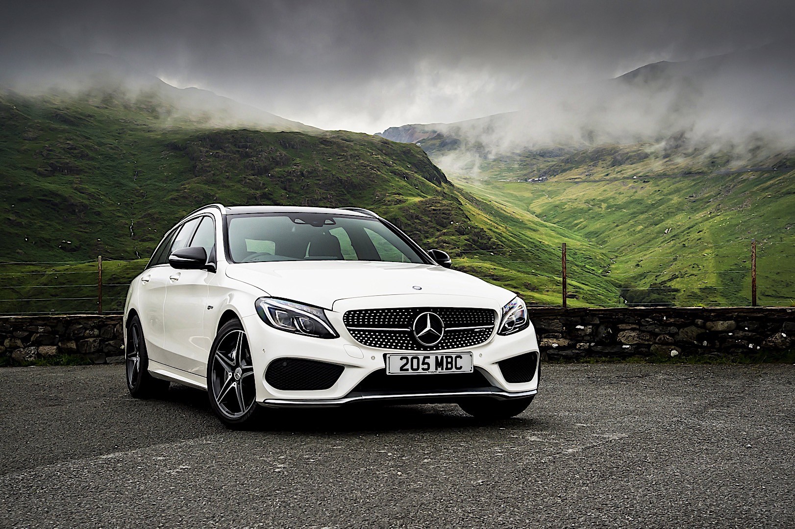 Mercedes-Amg C-Class T-Modell photo 2