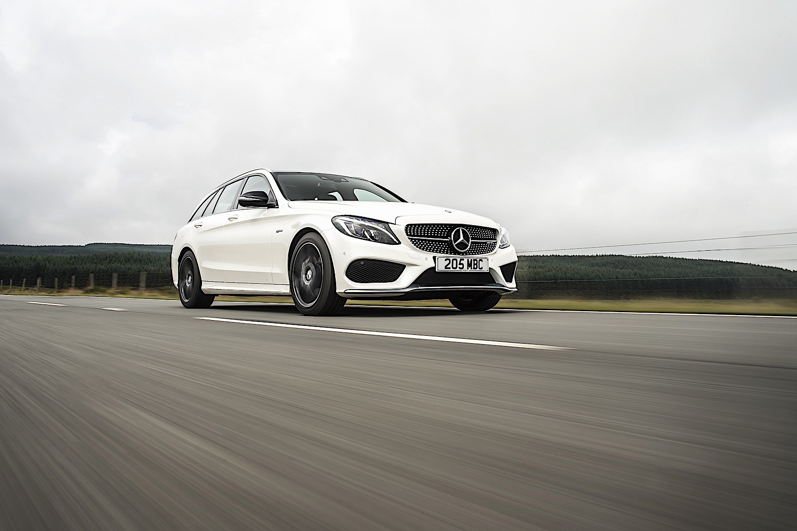 Mercedes-Amg C-Class T-Modell photo 3