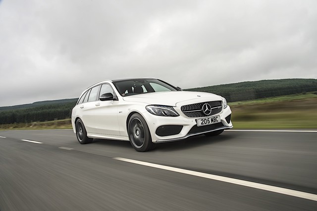Mercedes-Amg C-Class T-Modell photo 12