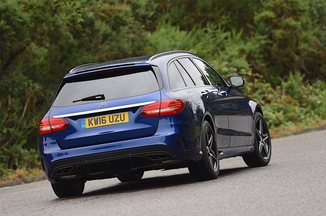 Mercedes-Amg C-Class T-Modell photo 13
