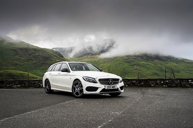 Mercedes-Amg C-Class T-Modell photo 18