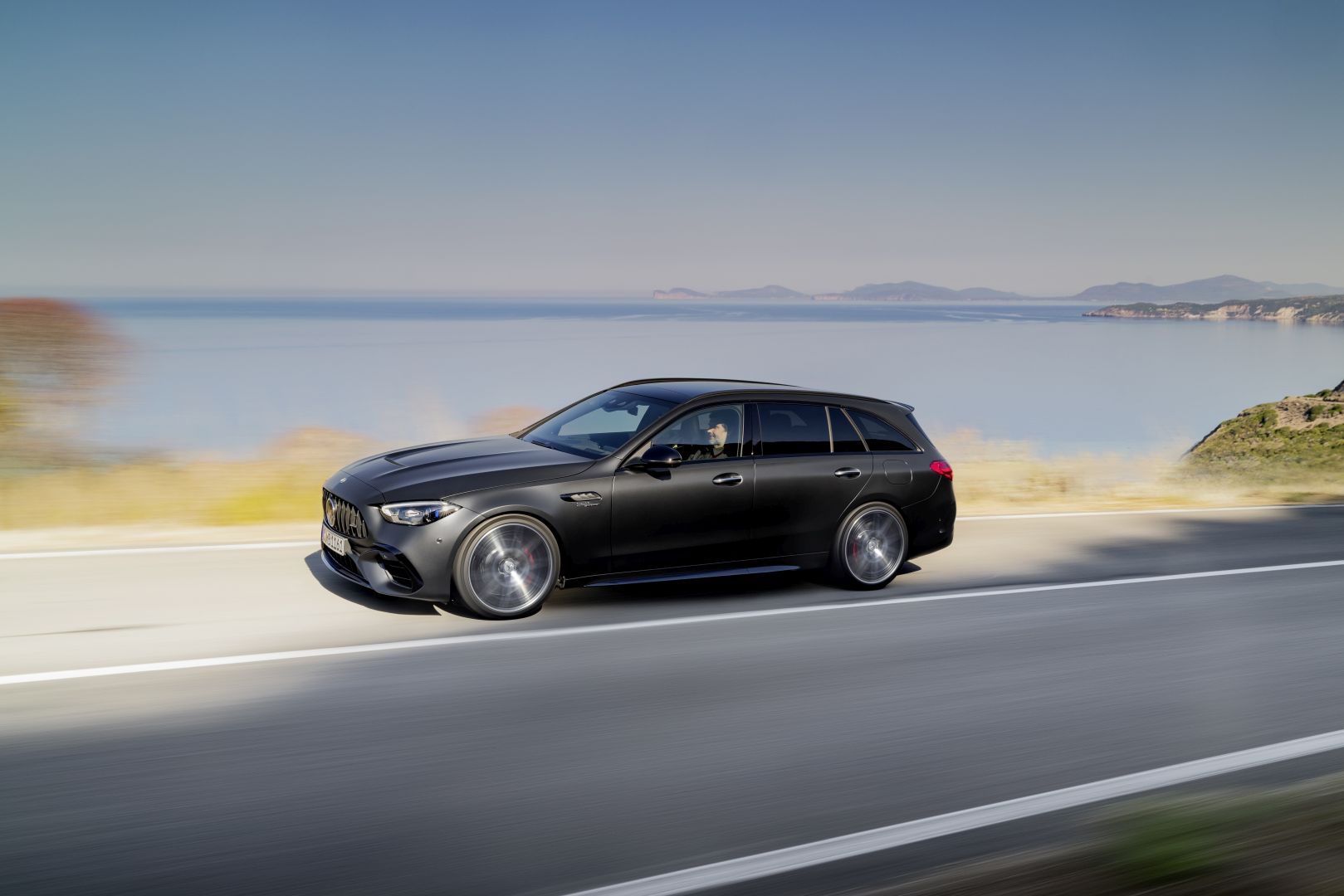 Mercedes-Amg C-Class Wagon photo 3