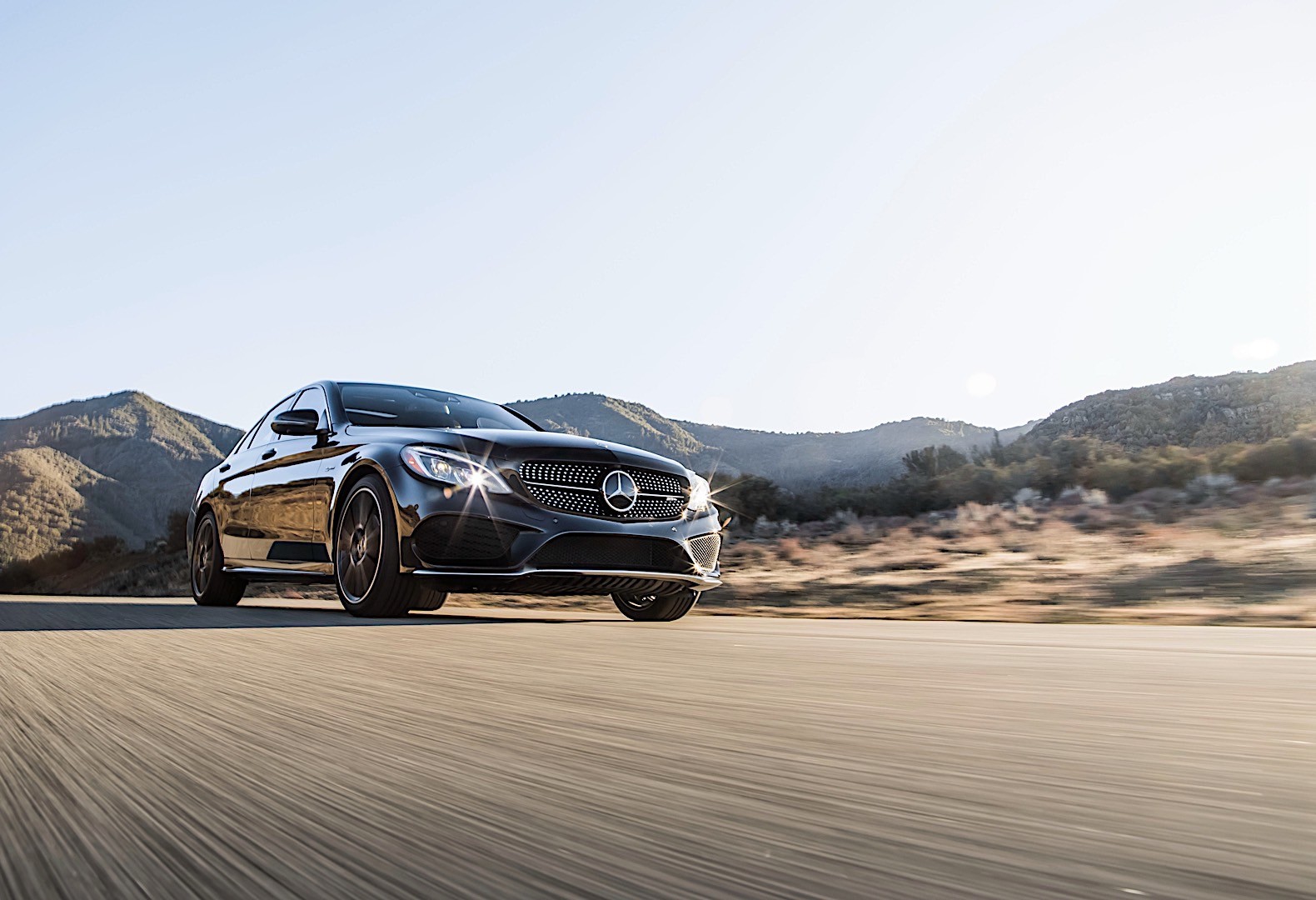 Mercedes-Amg C-Class photo 18