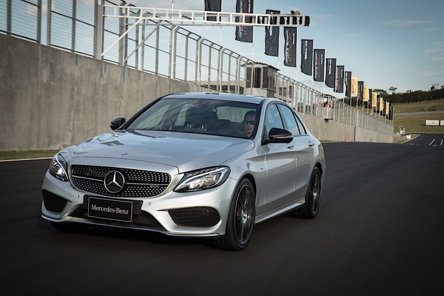 Mercedes-Amg C-Class photo 24