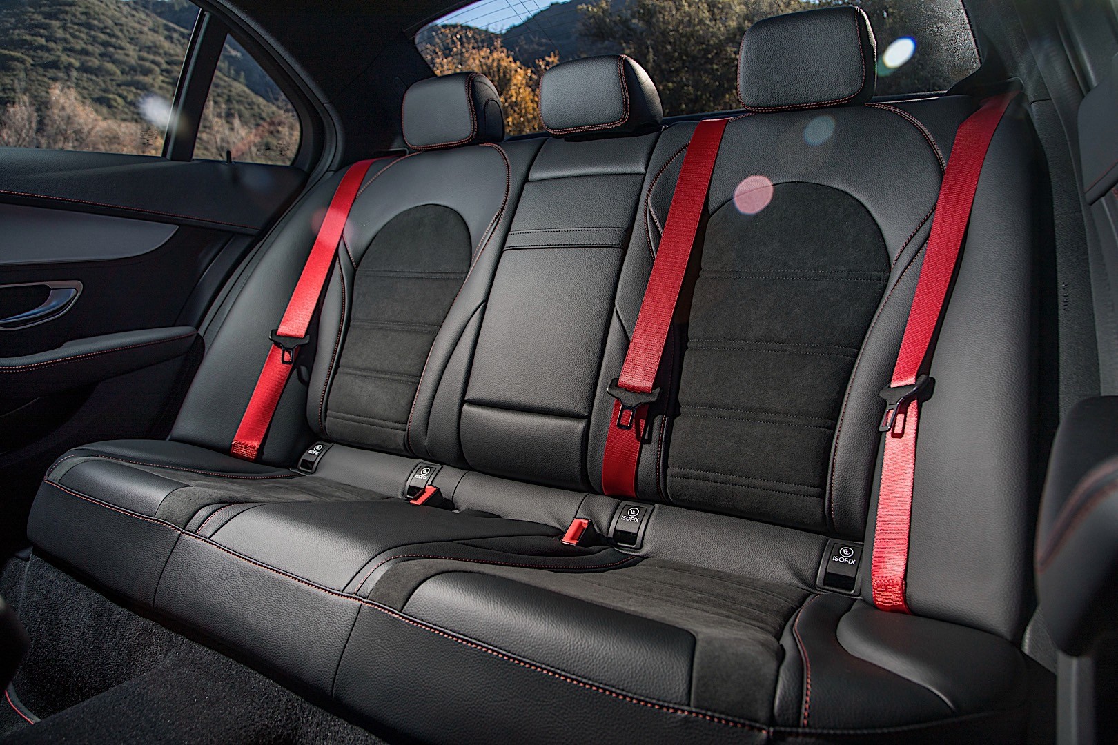 Mercedes-Amg C-Class photo 42