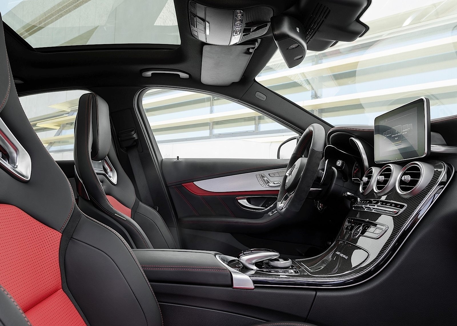 Mercedes-Amg C-Class photo 57