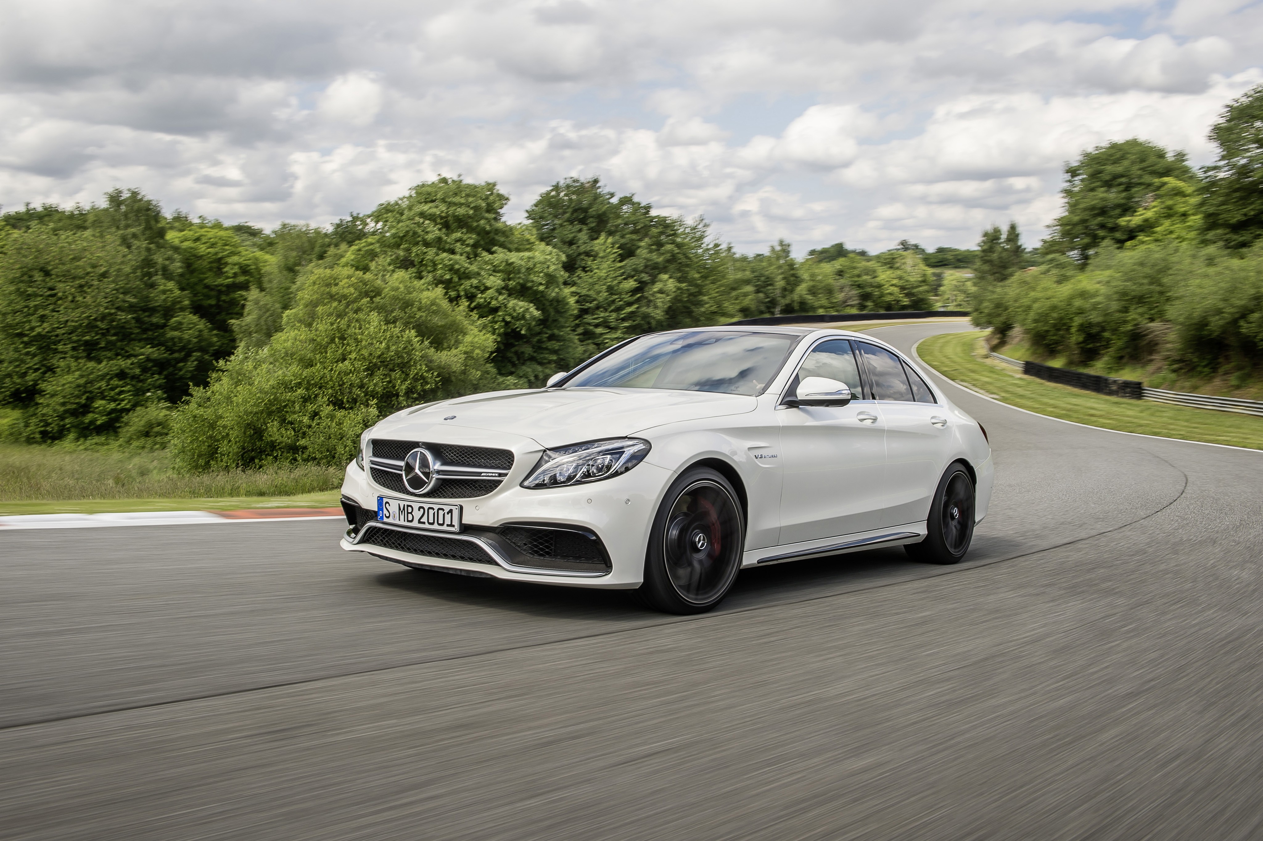 Mercedes-Amg C-Class photo 19