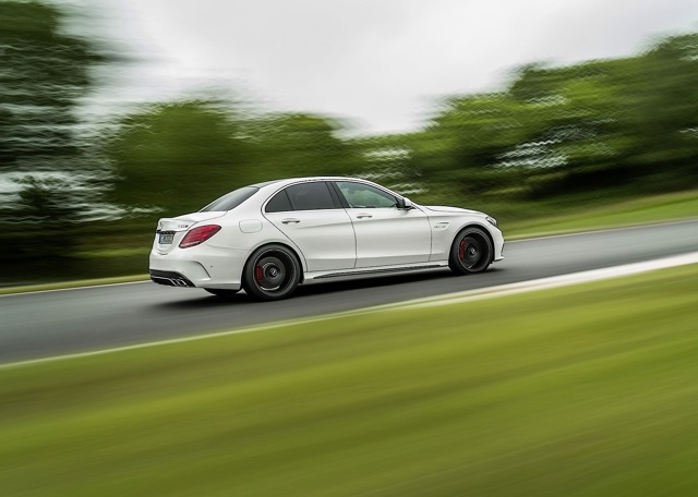 Mercedes-Amg C-Class photo 2