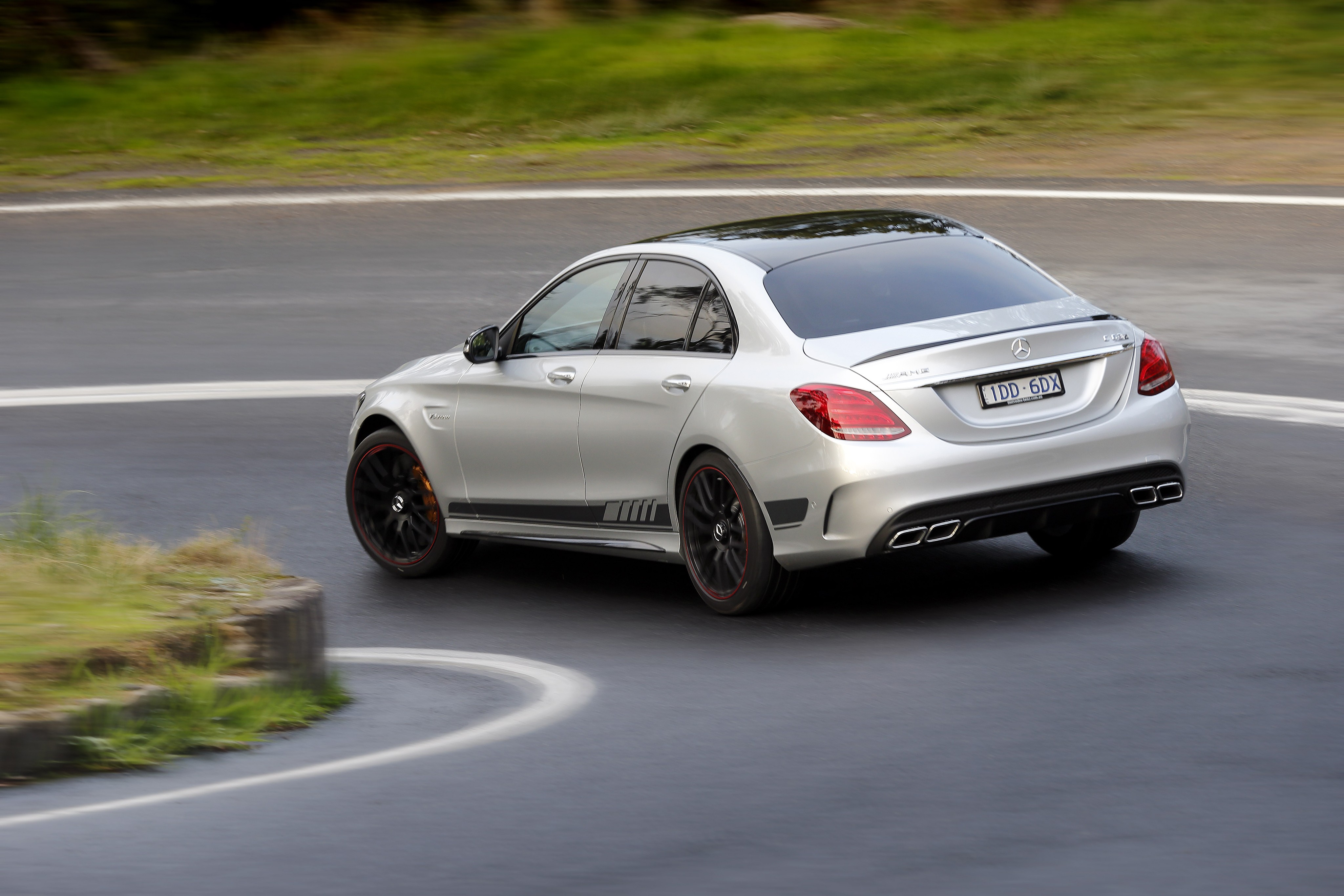 Mercedes-Amg C-Class photo 31