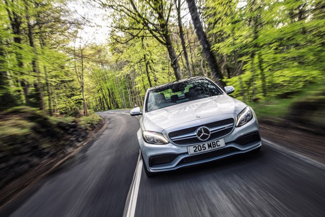 Mercedes-Amg C-Class photo 33