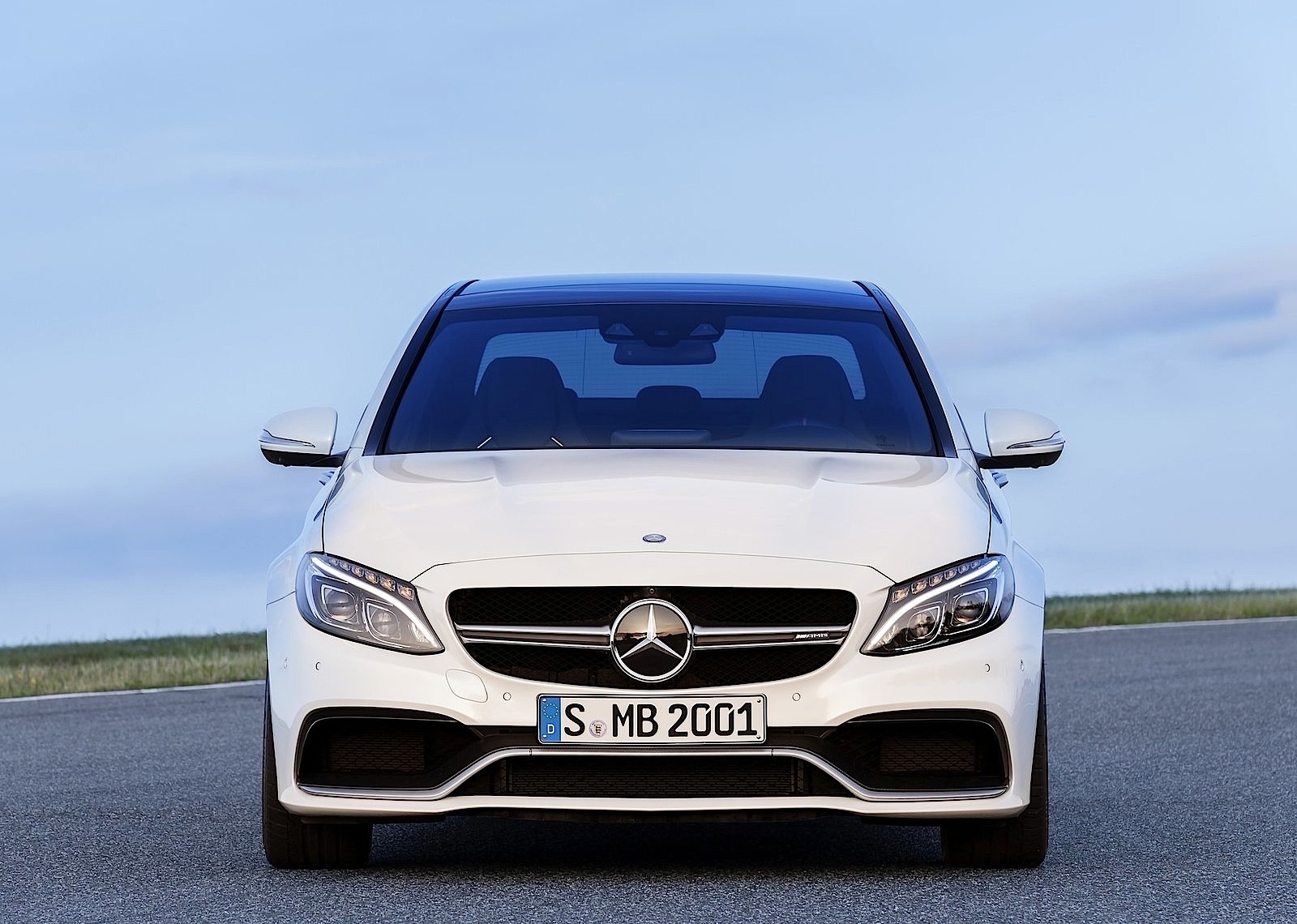 Mercedes-Amg C-Class photo 3