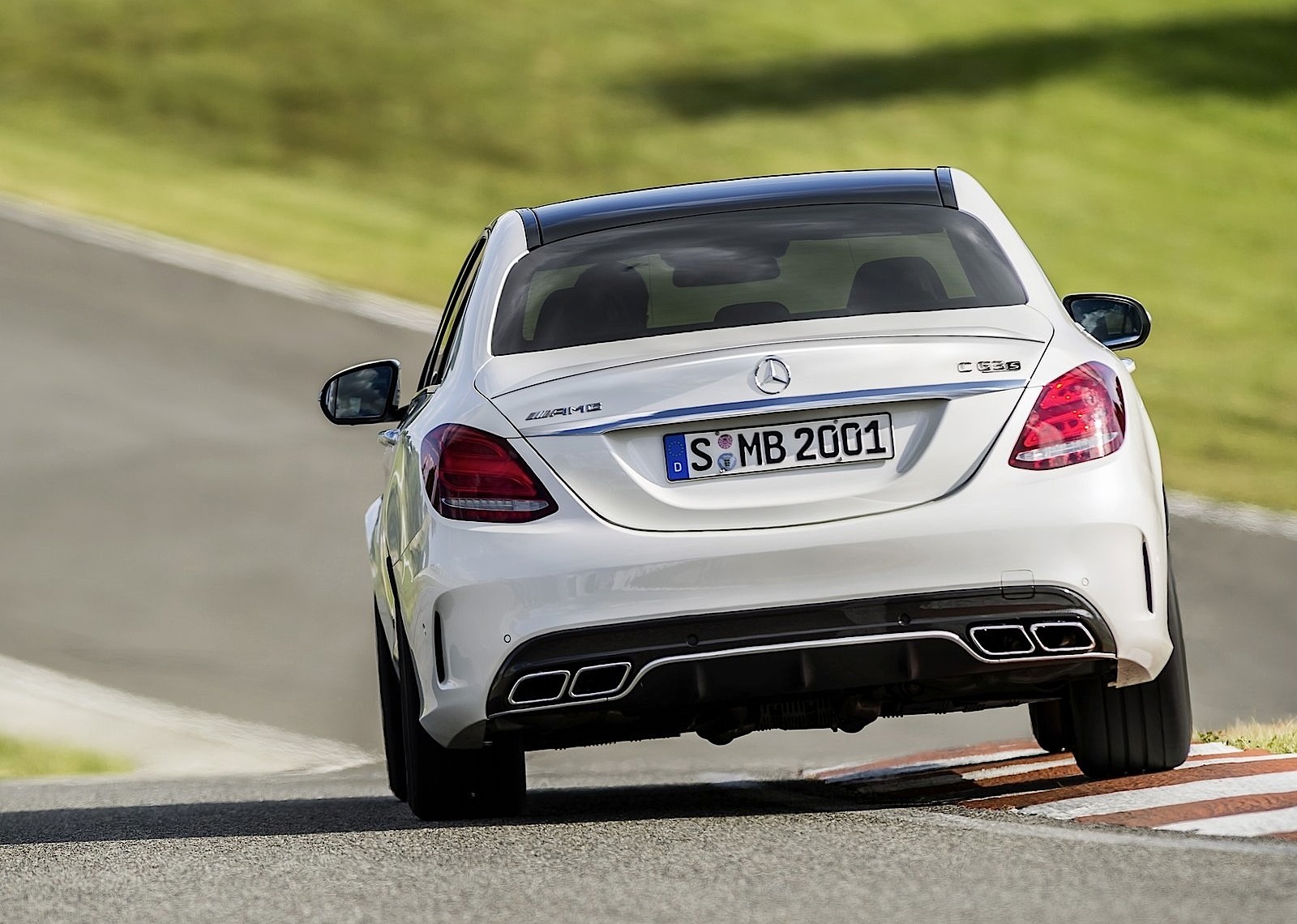 Mercedes-Amg C-Class photo 6