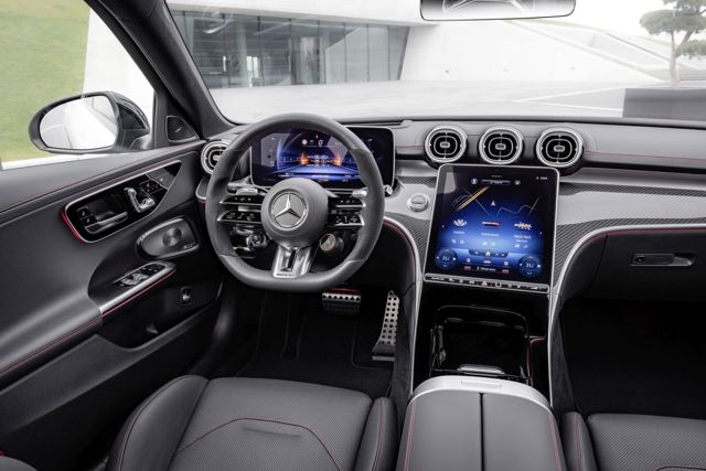 Mercedes-Amg C-Class photo 27