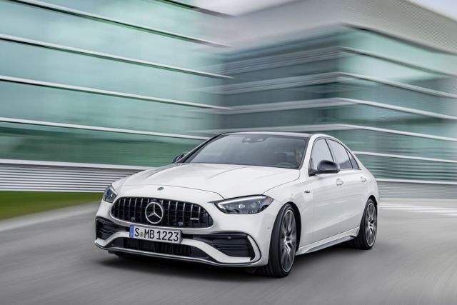 Mercedes-Amg C-Class photo 7