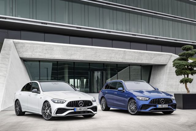 Mercedes-Amg C-Class photo 24